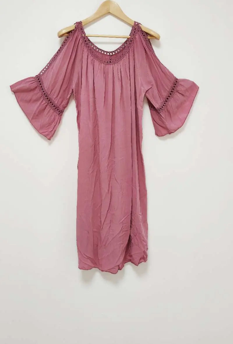 Robe unie avec épaule dénudée - Image 1