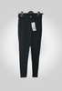 pantalon noir avec une coupe ajustée, montrant la fermeture classique par bouton et braguette, et la matière stretch confortable. - Les pépites de Christelle.